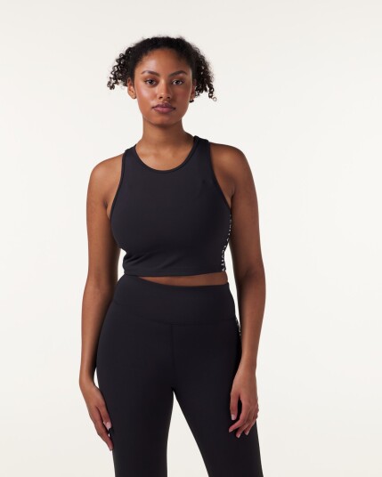 LEVITY Line Up Crop Tank Black - M LEVITY Line Up Crop Tank Black - M