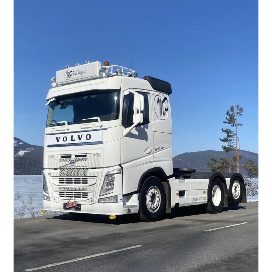 TruckStyle Sweden lav solskjerm Volvo Aero,FH/FM/FMX 4/5 FH16 Globetrotter+XL Velg Type: 5 Lyshull