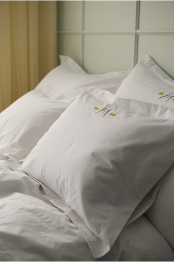 Staycation   Putetrekk Careful Monogram i bomullspercale   Hvit