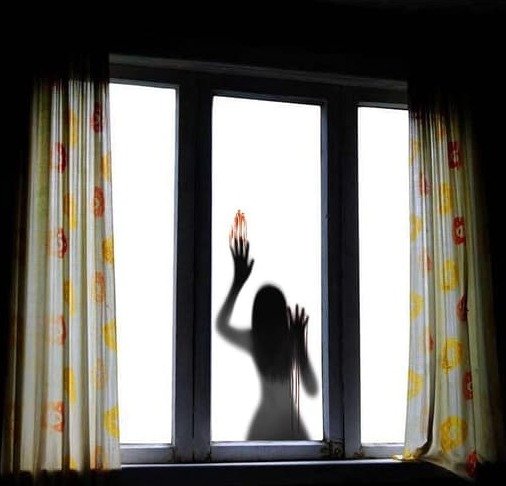 Halloween Vindusklistremerke med Blodig Silhuett Svart 1 Ark H
