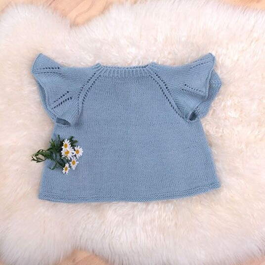 Sirissima Strikk Sommerfugltopp - garnpakke i Bluum Pure Eco Baby Wool, Sirissima strikk