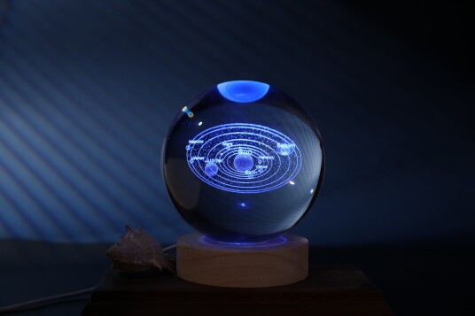 iTotal Crystal Ball Lamp Solar System large
