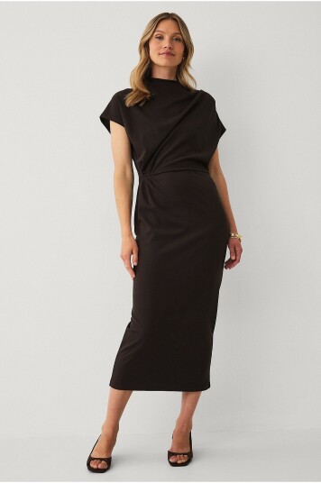 Ellos Collection Lang trikotkjole med drapering Brun
