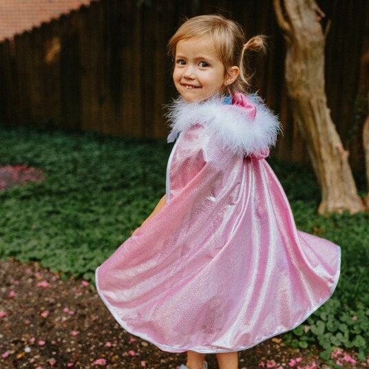 Great Pretenders Glitterkappe med pelskant str. 4-7 år