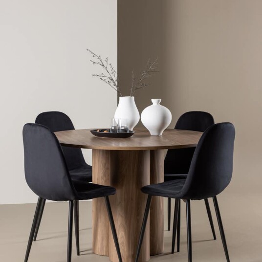 Venture Home Spisegruppe Venture Home Olivia Ø110 med 4 stk Polar Stoler Fløyel GR24466