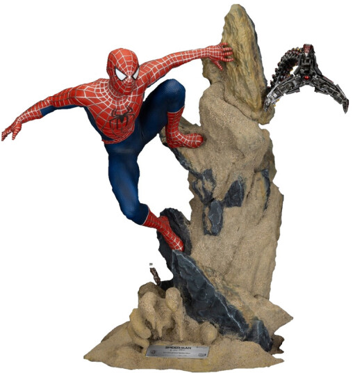 SpiderMan: No Way Home Master Craft Friendly Neighborhood SpiderMan Statue