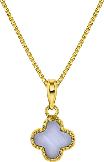 Pan Jewelry Kløver smykke i forgylt 925 sølv med lyseblå sodalitt Pan Jewelry Kløver smykke i forgylt 925 sølv med lyseblå sodalitt