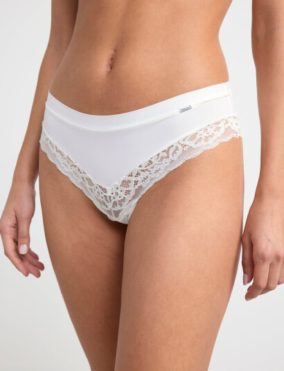 Lindex Brief Colin Brazilian Low - White - 44/46 Lindex Brief Colin Brazilian Low - White - 44/46