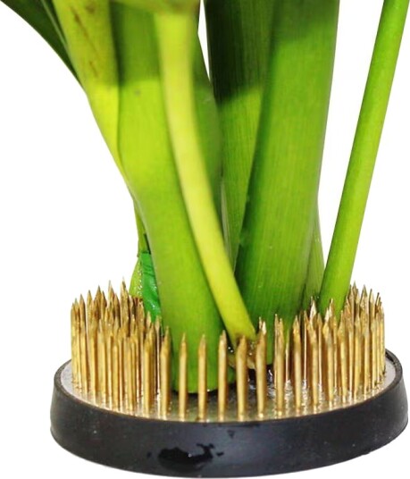 Northix Rund blomsterholder med gummibunn Blomsterdekor Svart Northix Rund blomsterholder med gummibunn Blomsterdekor Svart