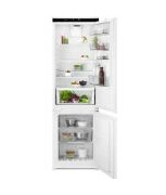AEG 7000-serien SCE818E8TS Integrert kombiskap AEG 7000-serien SCE818E8TS Integrert kombiskap