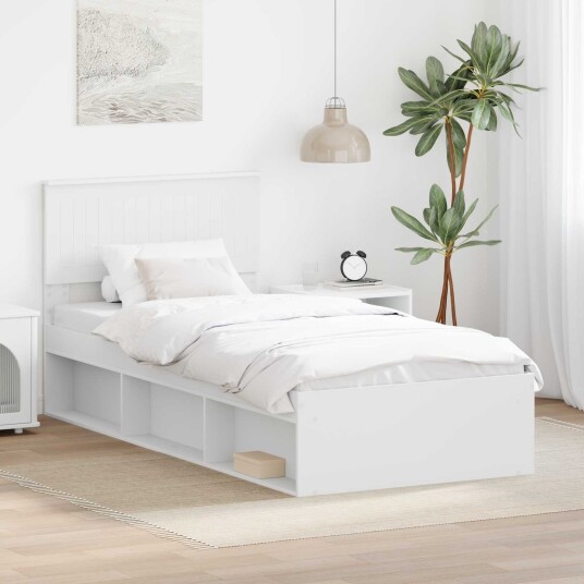  Sengestamme med hodegjerde Hvit 90 x 190 cm Massiv furu