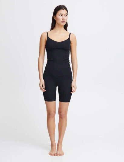 ICHI Iasiv Singlet - Black - S ICHI Iasiv Singlet - Black - S