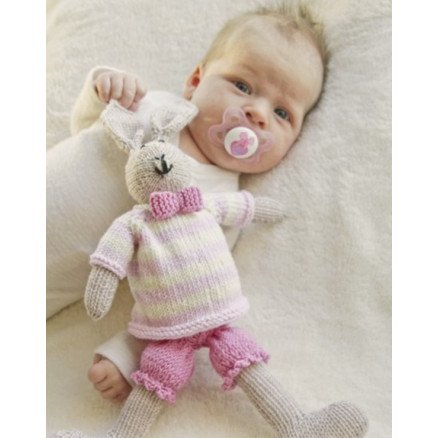 Mrs Bunny by DROPS Design Baby Bamse Strikkeoppskrift