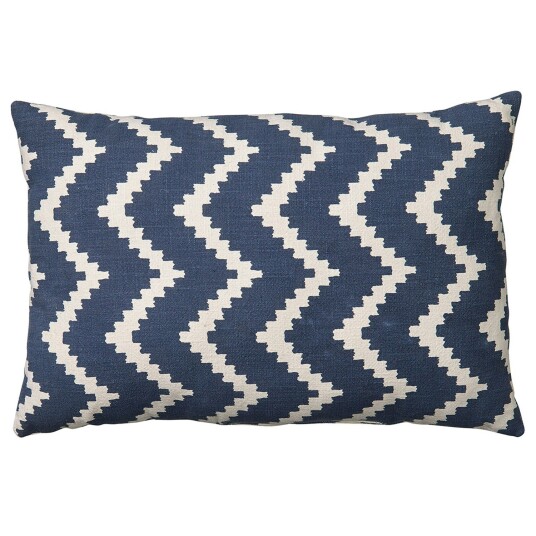 Chhatwal & Jonsson Ikat Sema pute Blue/off-white, 40 cm