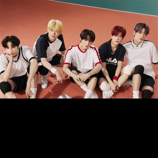 TOMORROW X TOGETHER (TXT)  Drama  CD