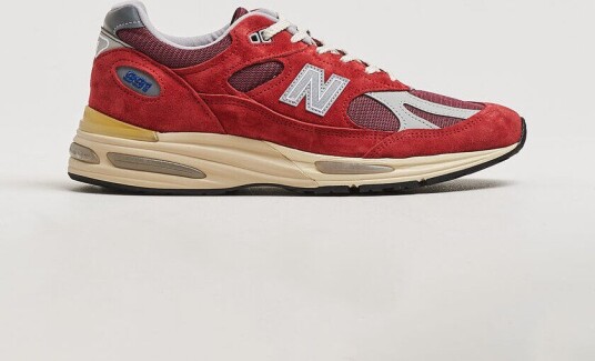 New Balance Made In US & UK New Balance Made in Made in UK 991v2 Vintage Sports Karanda Red
