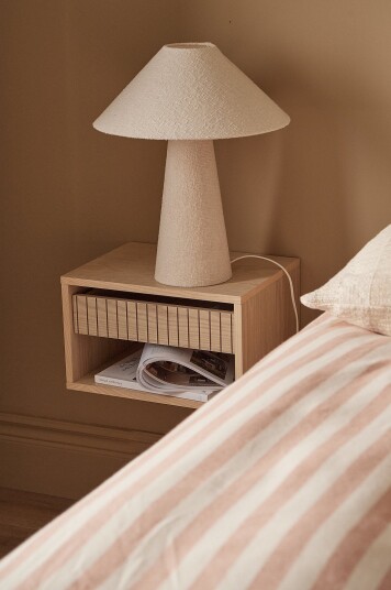 Ellos Home Nattbord / Vegghylle Bedsidetable/storage Roma Natur