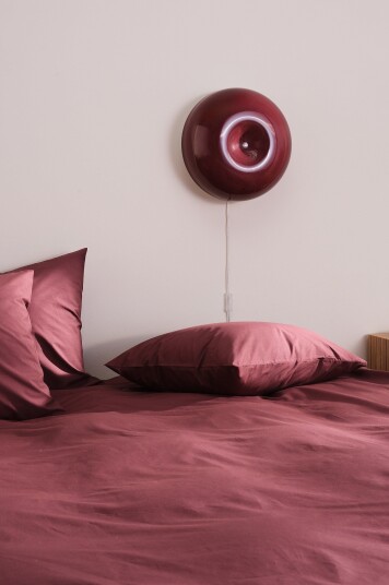 Jotex RAGGE vegglampe Burgunder 2122589020