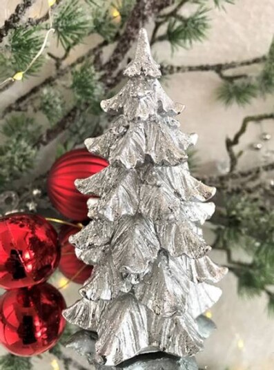 Juletre sølvfarget keramikk lite