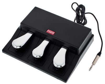Clavia Triple Pedal