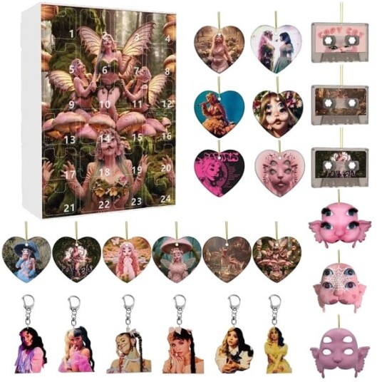 Melanie Martinez Adventskalender Blind Box   Perfekt