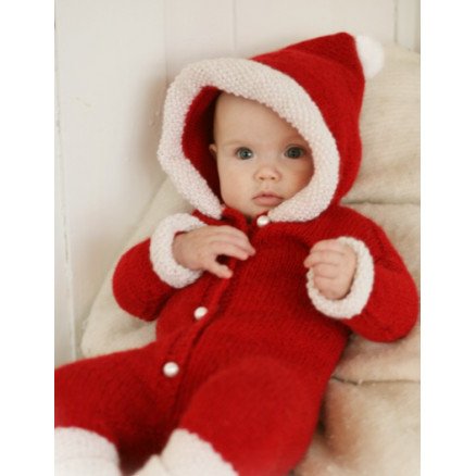 My First Christmas by DROPS Design Baby Juledrakt Strikkeoppskrift str 1 3 mdr 3 4 år