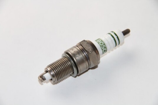 BMW Originaldeler Tennplugg Original 12121710731