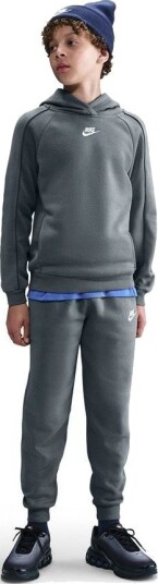 Nike Tracksuit NSW Club Fleece   Grå/Hvit Barn størrelse XL: 158 170 cm