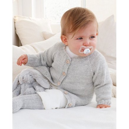 Little Pearl Cardigan by DROPS Design Baby Jakke Strikkeoppskrift str 0 1 mdr 3 4 år