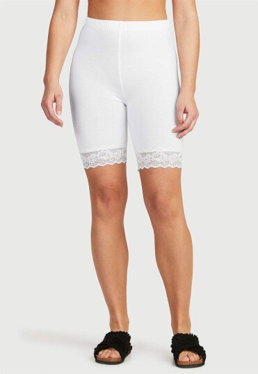 Cellbes Sykkelshorts med blonder Josefin 38/40