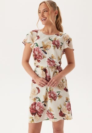 Ida Sjöstedt Nadia Dress Creme Red Floral 34 Ida Sjöstedt Nadia Dress Creme Red Floral 34