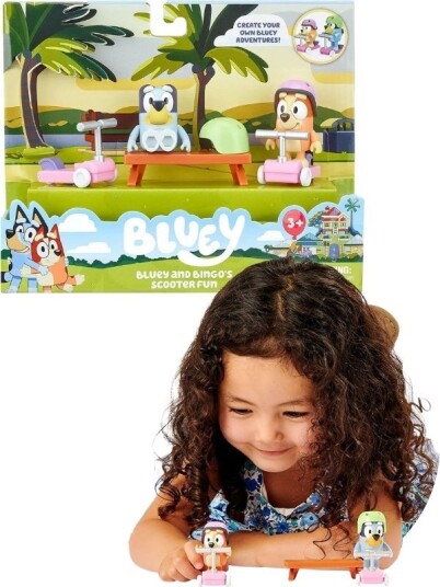Bluey og Bingo figursett med sparkesykler Bluey og Bingo figursett med sparkesykler