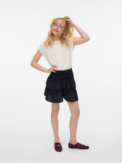 Vero Moda Girl Skjørt vmEmma Smock Layer Short Skirt Wvn Svart