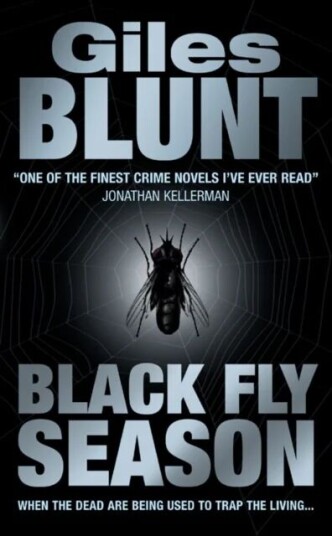 Black Fly Season Av Giles Blunt