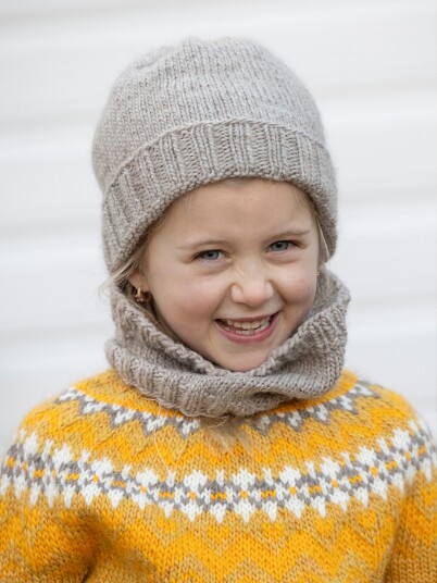 Viking Garn 2602 2 Tundra lue og hals