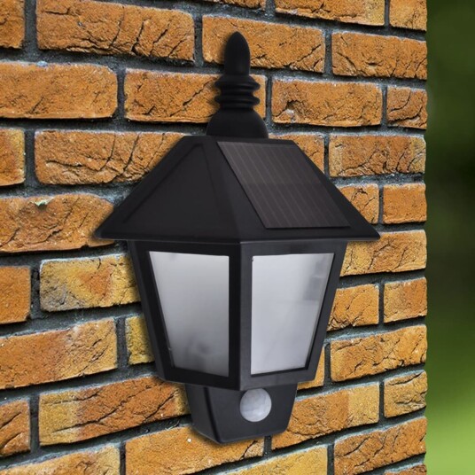 Soldreven vegglampe med bevegelsessensor