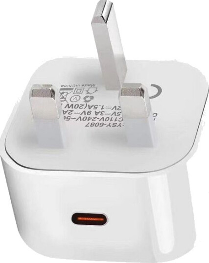 eSTUFF Hjemmelader 20W USB-C PD 3A UK-plugg Hvit eSTUFF Hjemmelader 20W USB-C PD 3A UK-plugg Hvit