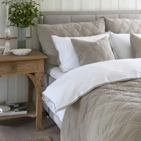 Borås Cotton Sky sengesett 200x220/2*50x70 Beige Borås Cotton Sky sengesett 200x220/2*50x70 Beige