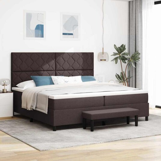 Box Spring Seng med Madrass & Benk Mørk Brun 200 x 200 cm Stoff