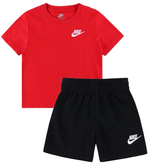 Nike Shorts Sett T skjorte/Shorts UniversitetsrÞd/Black Nike 7 Är 122 Shorts Svart Nike Shorts Sett T skjorte/Shorts UniversitetsrÞd/Black Nike 7 Är 122 Shorts Svart