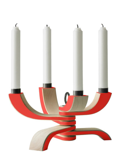 Design House Stockholm Nordic Light 4-Armer Rød Lysestake Design House Stockholm Nordic Light 4-Armer Rød Lysestake