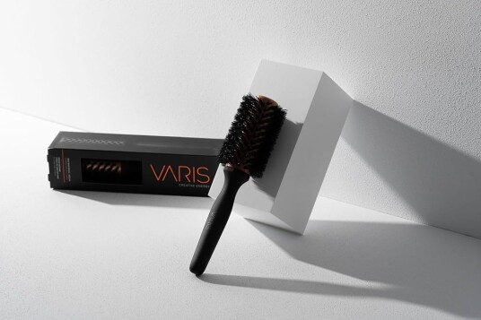 Varis VARIS Boar Brush Medium 33MM Varis VARIS Boar Brush Medium 33MM