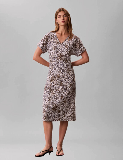 Calvin Klein Printed Crepe V Neck Ss Midi Dre Multi/patterned L Calvin Klein Printed Crepe V Neck Ss Midi Dre Multi/patterned L