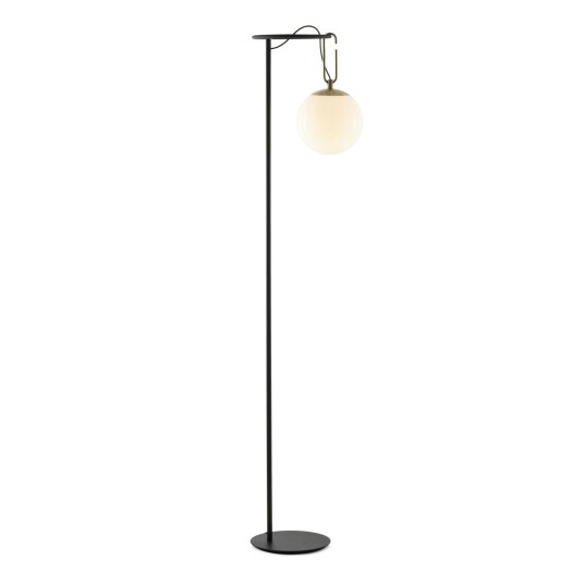 NH 22 Gulvlampe Svart / Messing NH 22 Gulvlampe Svart / Messing