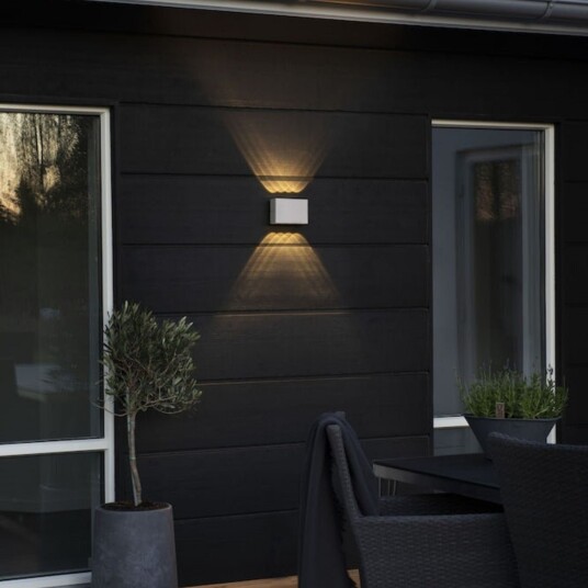 Konstsmide Chieri vegglampe utendørs opp/ned 8x1W IP54 - Hvit