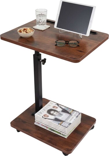 Høydejusterbart sidebord med nettbrettholder