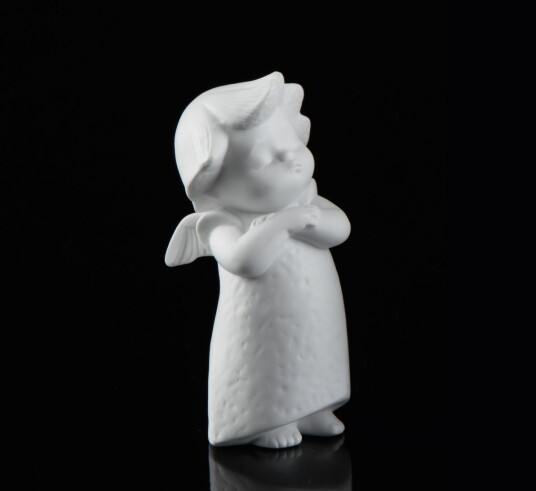 Goebel Little Angels Offended Engel 9 Cm