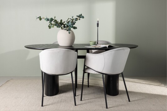 Venture Home Isolde Spisegruppe 180 cm Oval med 4 Evelina Stoler Sort