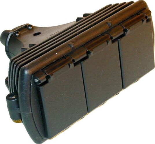 Lkb 2403286 Grenuttak 3-Veis, IP44 Svart