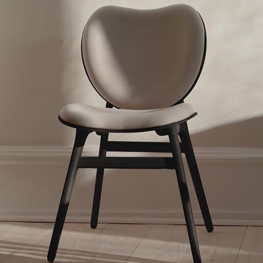 Umage A Conversation Piece Spisestol Black Oak/White Sands Umage A Conversation Piece Spisestol Black Oak/White Sands